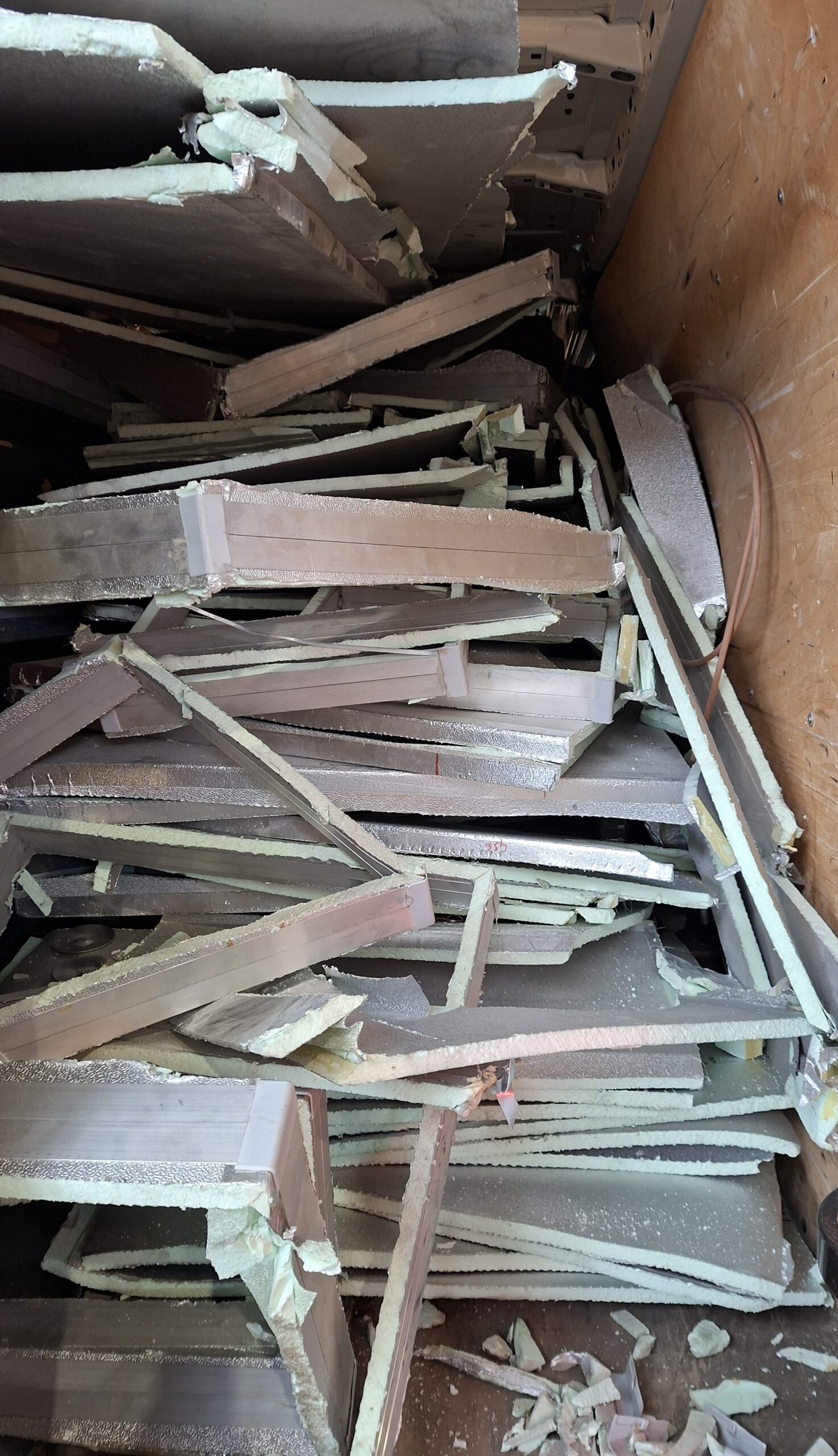Vhodné – izolačné materiály (6)